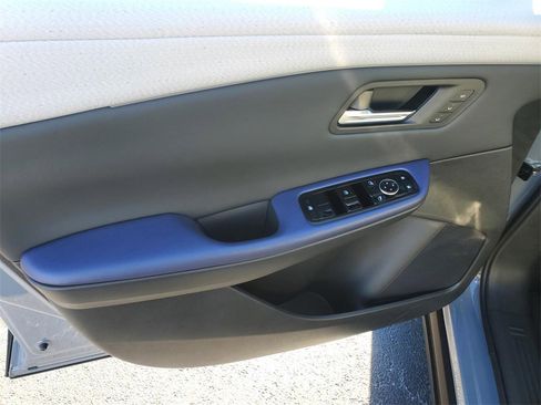 New 2026 Nissan Leaf Platinum+ image 14