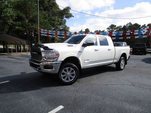 Used 2019 RAM 2500 Limited image 40