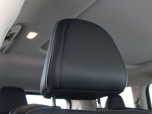 Certified 2025 INFINITI QX80 Luxe image 43