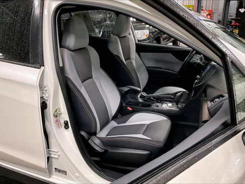 Used 2020 Subaru Crosstrek 2.0i Premium w/ Moonroof Package 2 AWD/4WD image 9
