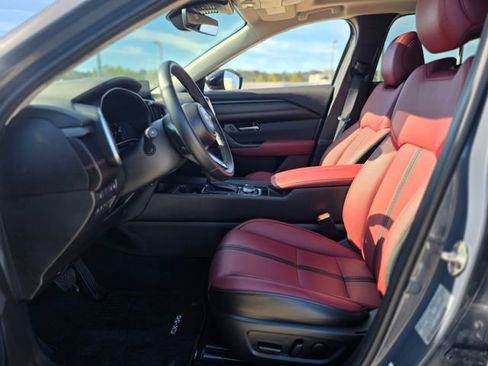 Certified 2025 MAZDA CX-50 AWD 2.5 Hybrid w/ Premium Pkg image 13