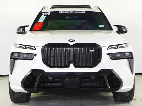 Used 2025 BMW X7 M60i w/ Climate Comfort Package AWD/4WD image 3