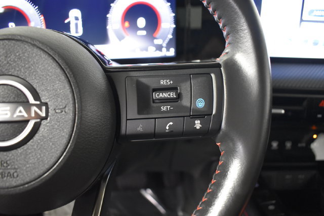 Certified 2025 Nissan Kicks SR AWD/4WD image 15