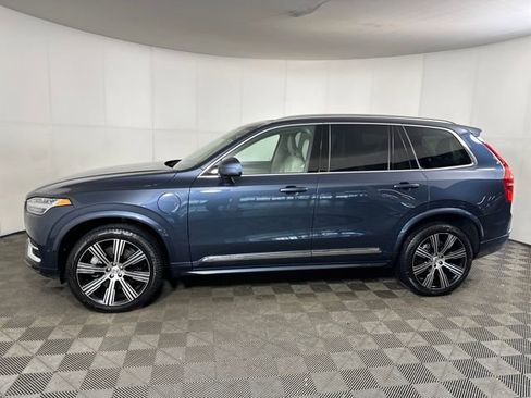 Used 2024 Volvo XC90 T8 Ultimate w/ Lounge Package image 6