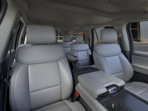 New 2026 Ford Expedition Max Active AWD/4WD image 10