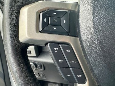 Certified 2020 Ford F150 Lariat w/ Equipment Group 502A Luxury image 21