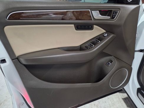 Used 2016 Audi Q5 2.0T Premium Plus w/ Technology Package image 13