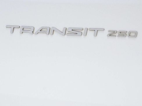 Used 2020 Ford Transit 250 Medium Roof RWD image 17