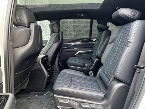 New 2025 Cadillac Escalade IQ Luxury 1 image 7