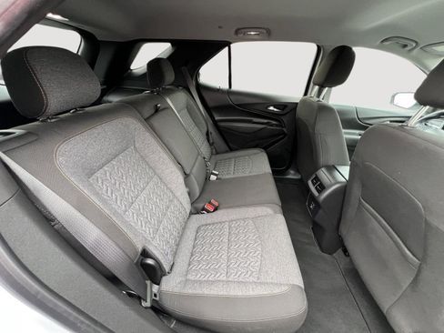Used 2023 Chevrolet Equinox LT image 25
