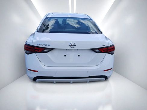 Used 2021 Nissan Sentra SV FWD image 6