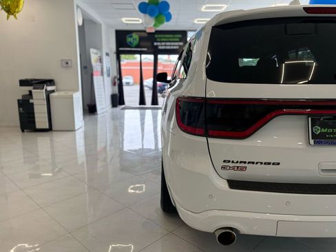 Used 2019 Dodge Durango R/T w/ Blacktop Package AWD/4WD image 13