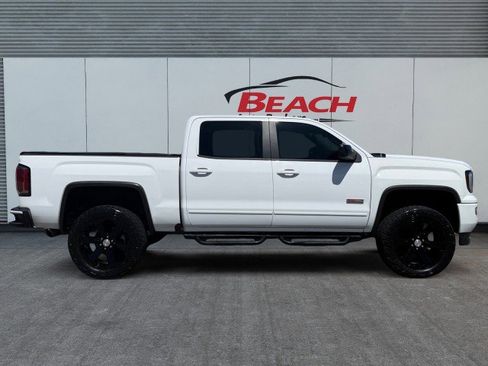Used 2016 GMC Sierra 1500 SLT w/ All Terrain X Package AWD/4WD image 9