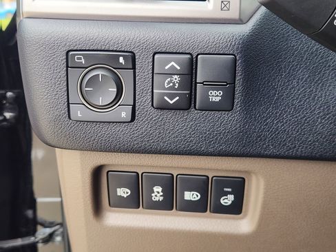 Used 2023 Lexus GX 460 Premium AWD/4WD image 22