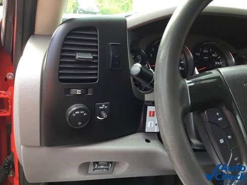 Used 2013 Chevrolet Silverado 3500 W/T w/ Snow Plow Prep Package image 25