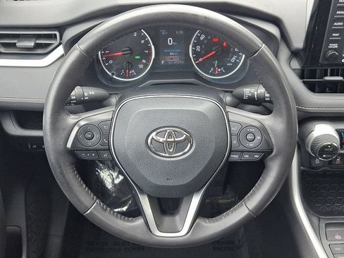 Used 2020 Toyota RAV4 XLE w/ Convenience Package AWD/4WD image 19