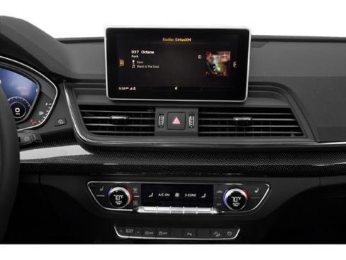 Used 2018 Audi SQ5 Premium Plus w/ Navigation Package image 10