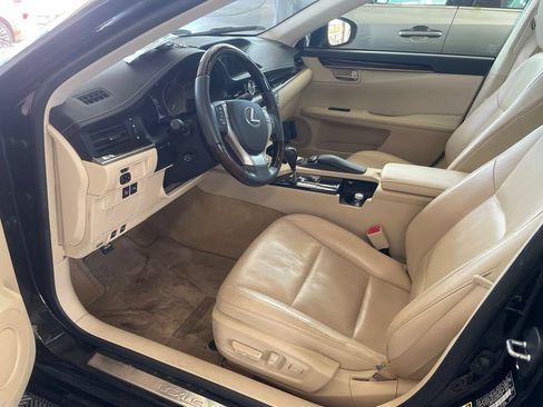 Used 2013 Lexus ES 350 w/ Luxury Pkg FWD image 23