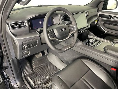 New 2026 Jeep Grand Wagoneer 4WD image 3