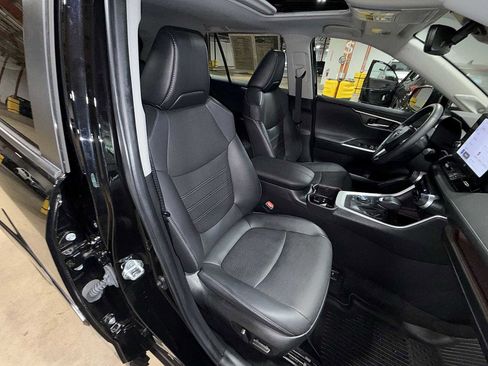 Certified 2023 Toyota RAV4 Limited AWD/4WD image 16