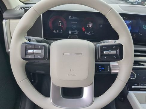 Used 2026 Hyundai Santa Fe SEL FWD image 31
