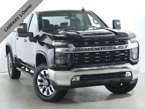 Used 2022 Chevrolet Silverado 2500 LT w/ Convenience Package image 2