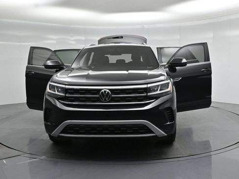 Used 2023 Volkswagen Atlas Cross Sport SE w/ Black Wheel Package AWD/4WD image 31