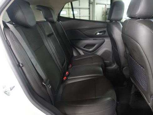 Used 2020 Buick Encore Preferred image 22