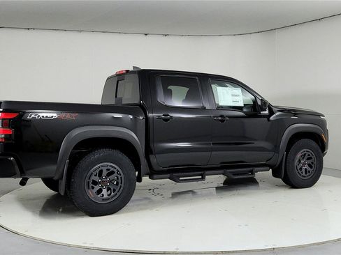 New 2025 Nissan Frontier PRO-4X image 3