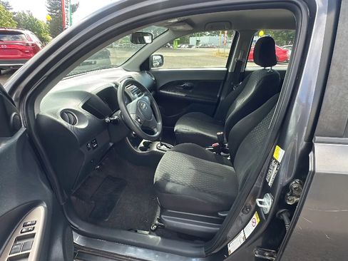 Used 2011 Scion xD FWD image 9