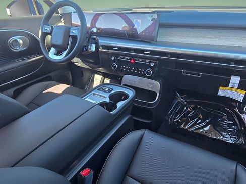 New 2026 Hyundai Ioniq 9 SEL image 24