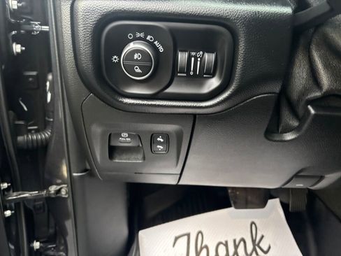 Used 2019 RAM 1500 Laramie w/ Trailer Tow Group image 20