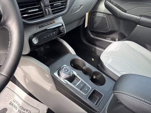 New 2026 Ford Escape Platinum w/ Premium Technology Package image 20