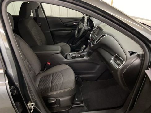 Used 2021 Chevrolet Equinox LT image 25