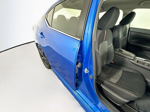 Used 2022 Nissan Sentra SR FWD image 28