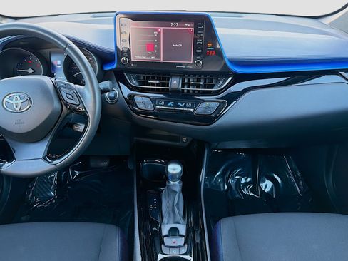 Used 2021 Toyota C-HR XLE FWD image 21