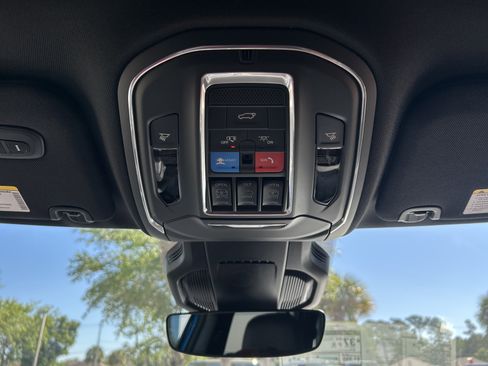 New 2026 Jeep Cherokee Limited AWD/4WD image 47
