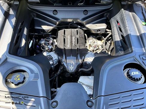 Used 2024 Maserati MC20 Coupe RWD image 11
