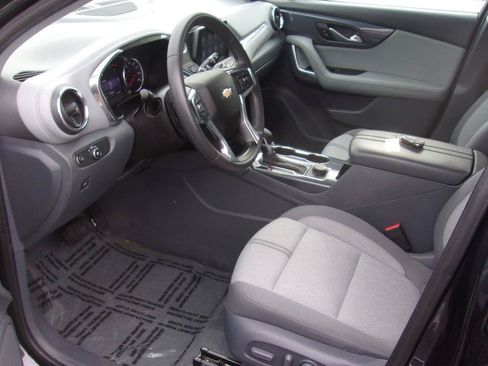 Used 2022 Chevrolet Blazer LT AWD/4WD image 3