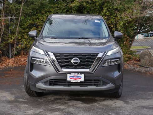 Certified 2022 Nissan Rogue SV image 28