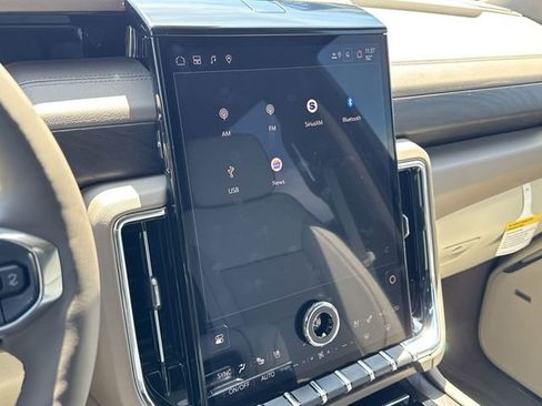 New 2026 GMC Yukon Denali w/ Denali Reserve Package AWD/4WD image 19