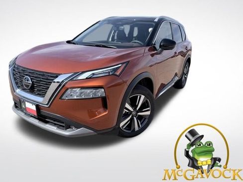 Used 2021 Nissan Rogue SL w/ Premium Package image 1