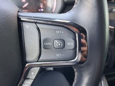 Used 2024 RAM 1500 Limited AWD/4WD image 5
