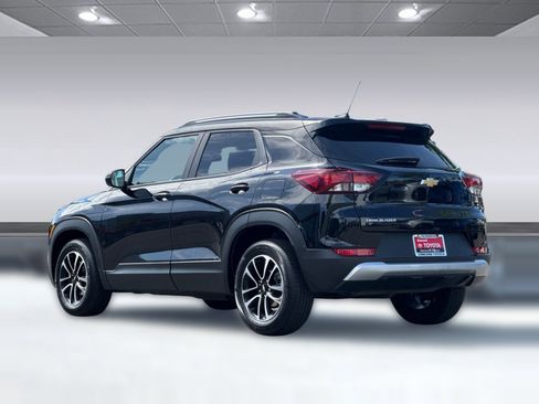 Used 2025 Chevrolet TrailBlazer LT FWD image 7