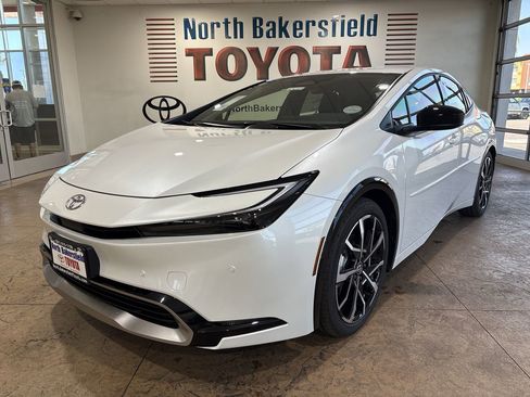 New 2026 Toyota Prius XSE image 6