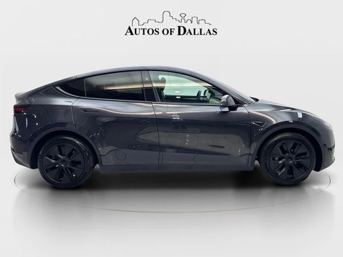 Used 2025 Tesla Model Y Long Range AWD/4WD image 10