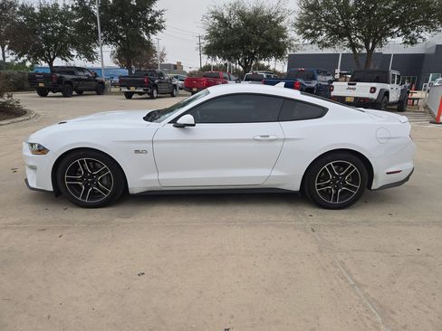 Used 2022 Ford Mustang GT Premium w/ Equipment Group 401A image 6