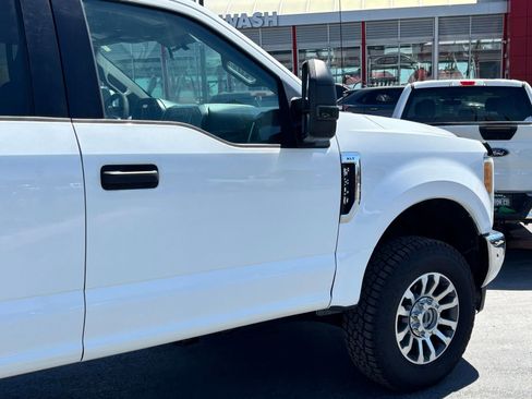 Used 2017 Ford F350 XLT w/ XLT Value Package AWD/4WD image 4