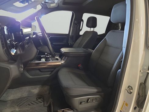 Used 2025 Chevrolet Silverado 1500 LT image 9