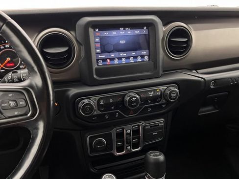 Used 2020 Jeep Wrangler Unlimited Sport AWD/4WD image 22